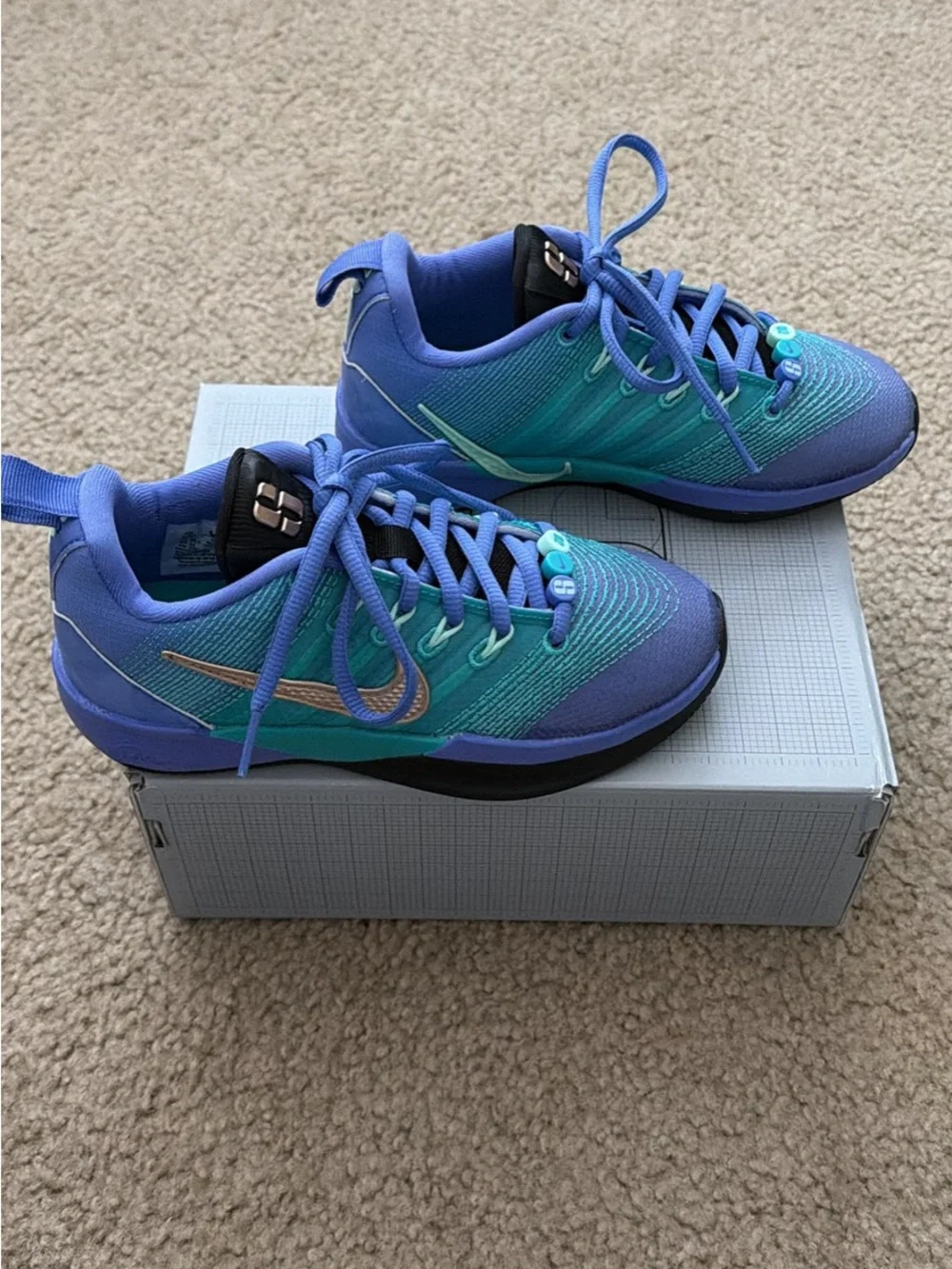 Nike Sabrina 3 SE Basketball Shoes, Youth 1.5Y, New in Box, Color: Saphirre/Cact